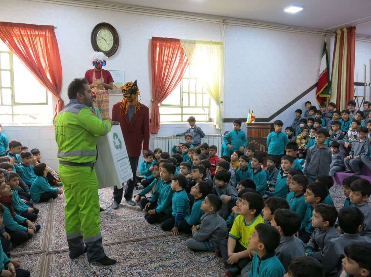 تئاتر لنگ درازها