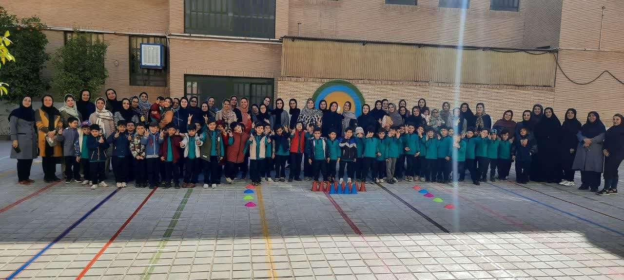 ورزش با مامان