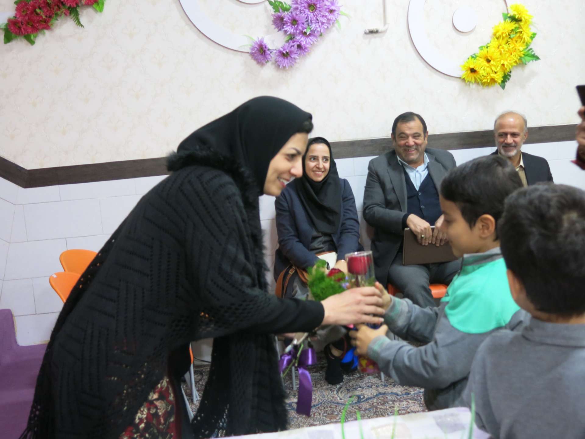 -ُ مثل مُدیر